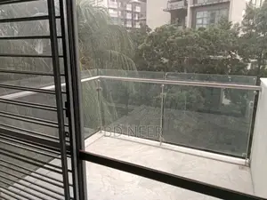 4-bedroom Apartment in Gulshan for rent