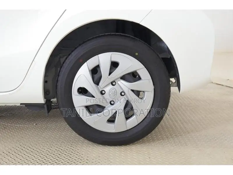 Toyota Aqua S package 2021
