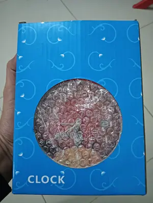 টেবিল অ্যালার্ম ঘড়ি