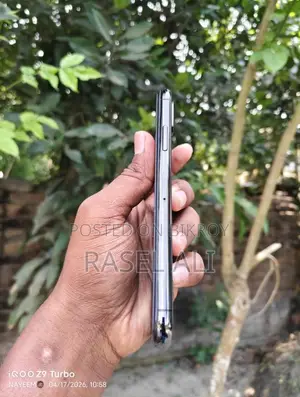 Apple iPhone XS (Used)