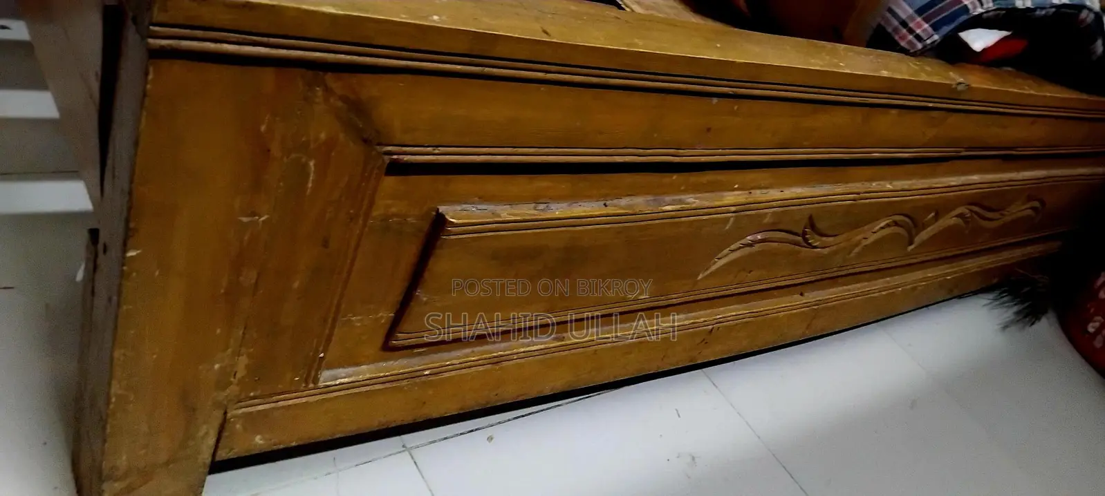 চিটাগাং শেগুন কাঠের একটি খাট বিক্রি হবে