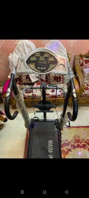 The machine is in brand new condition, contact us quickly if you want to buy it.