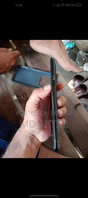 OnePlus 9 Pro . (Used)