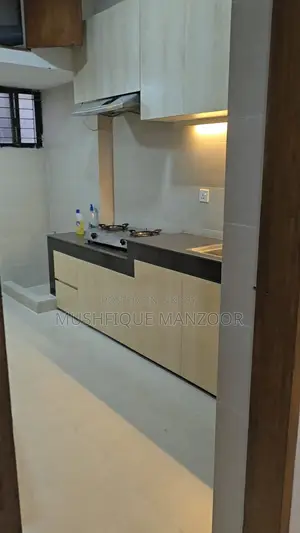 উত্তরা সেক্টর ৩-এ কার পার্কিং সহ ফুল-ফার্নিশড ৩ বেডরুমের অ্যাপার্টমেন্ট ভাড়ার জন্য