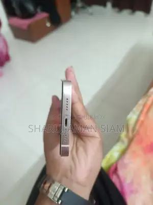 Apple iPhone 13 . (Used)