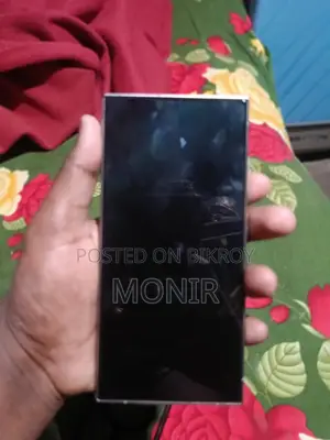 Samsung Galaxy S24 Ultra . (Used)