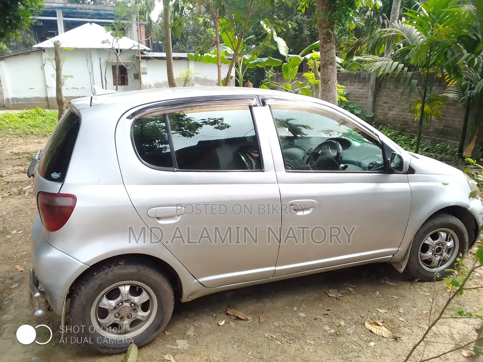 Toyota Vitz 2001