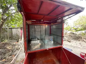একটি নতুন ফুড কার্ট বিক্রয় হইবে।