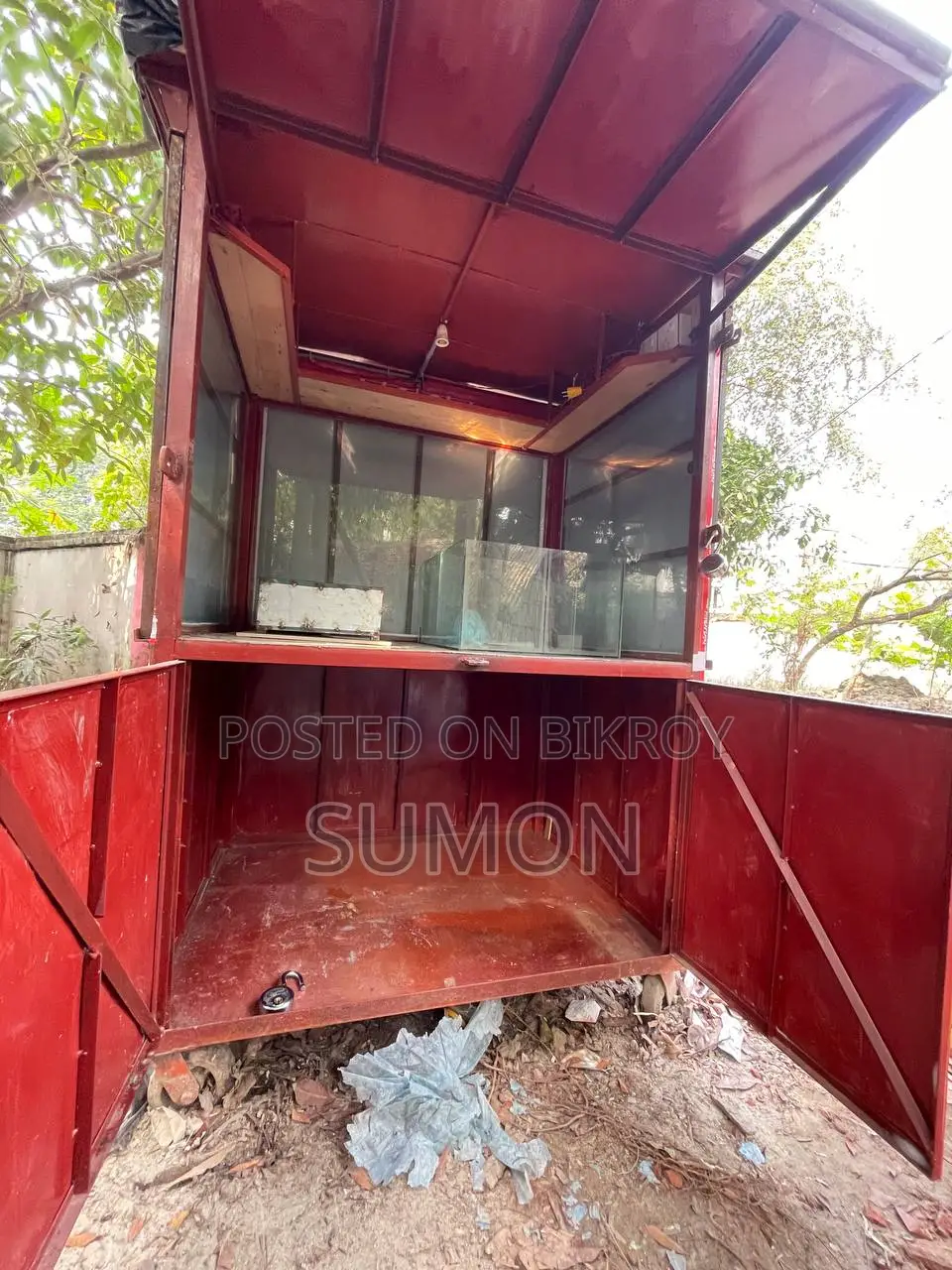 একটি নতুন ফুড কার্ট বিক্রয় হইবে।