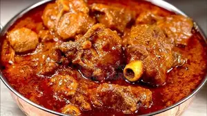 খাসি ছাগলের মাংস অফার।