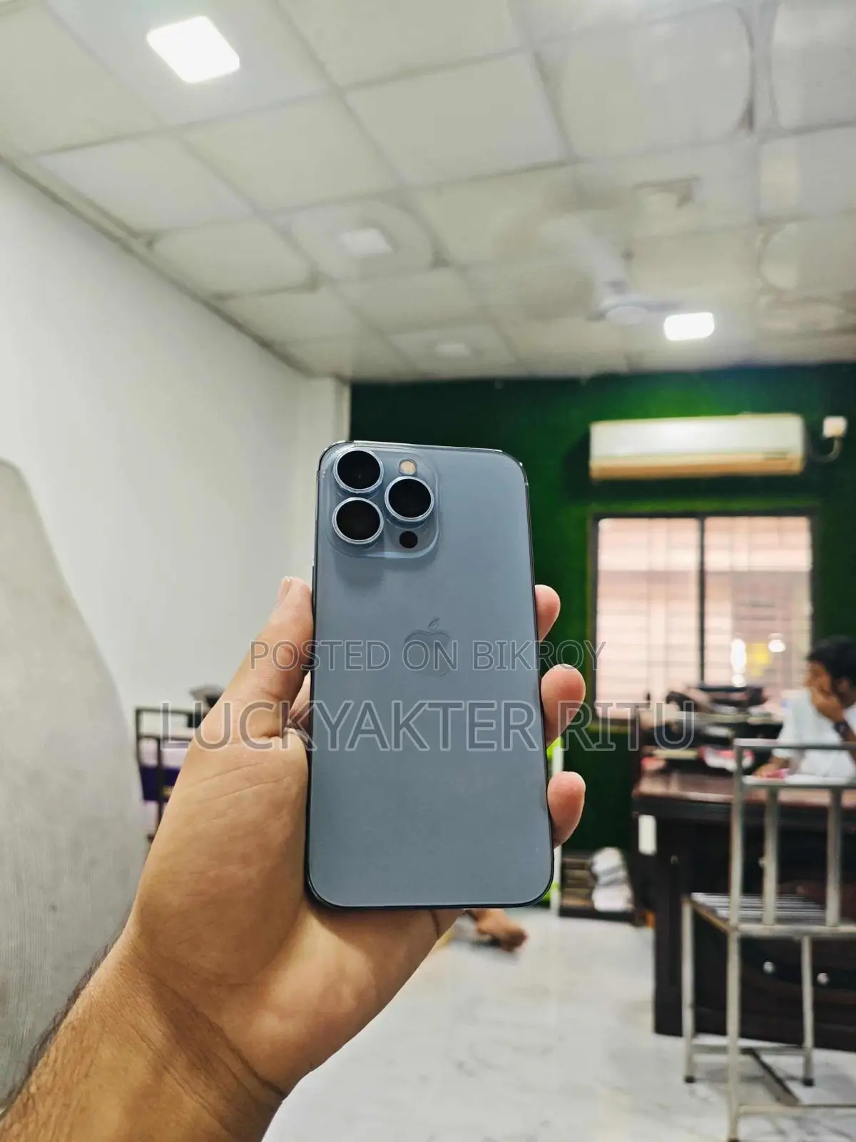 Apple iPhone 13 Pro (Used)