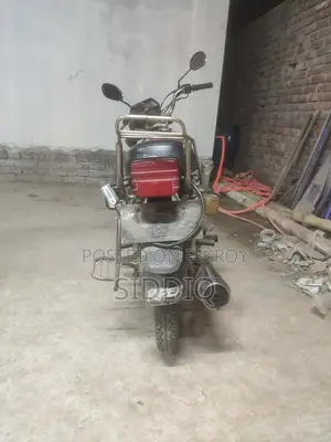 Xingfu CG125 . 2001