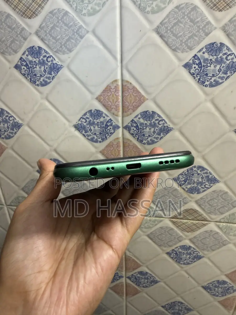 Realme 5i 4/64 (Used)