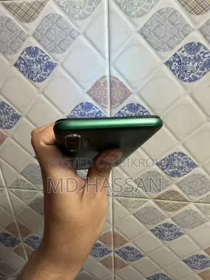 Realme 5i 4/64 (Used)