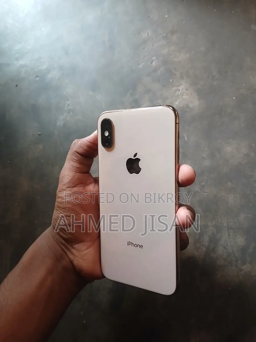 Apple iPhone XS (Used)