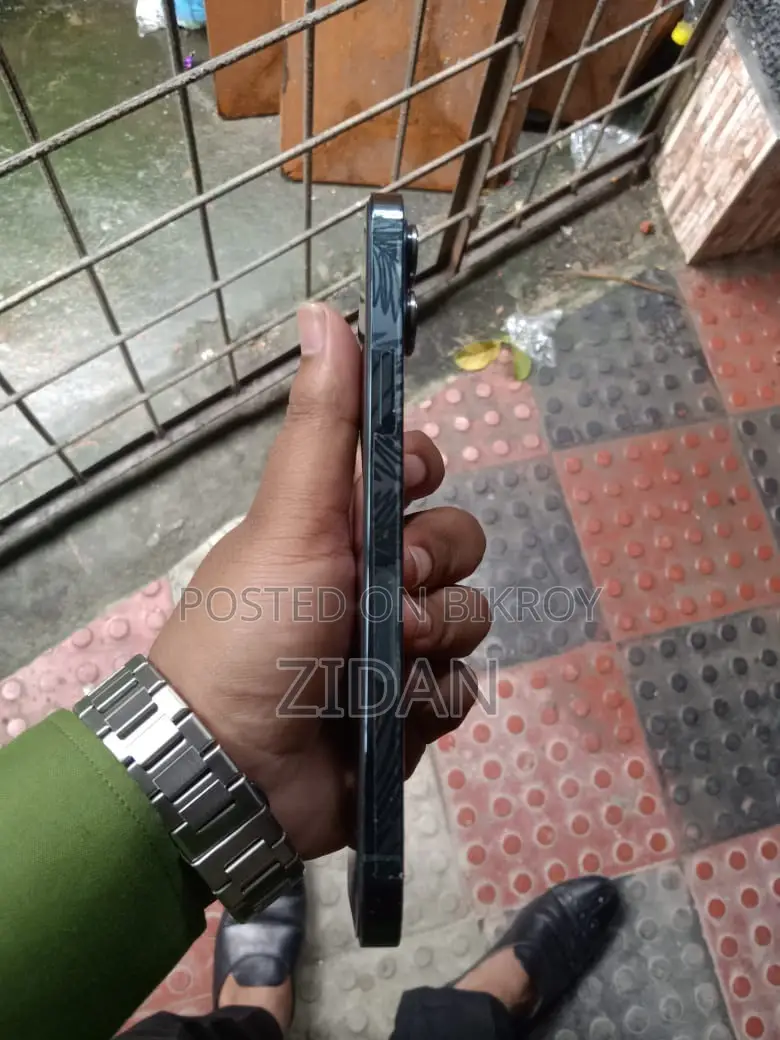 Apple iPhone 12 Pro Max emergency sell (Used)