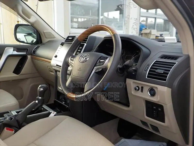 Toyota Land Cruiser TX-L 2023