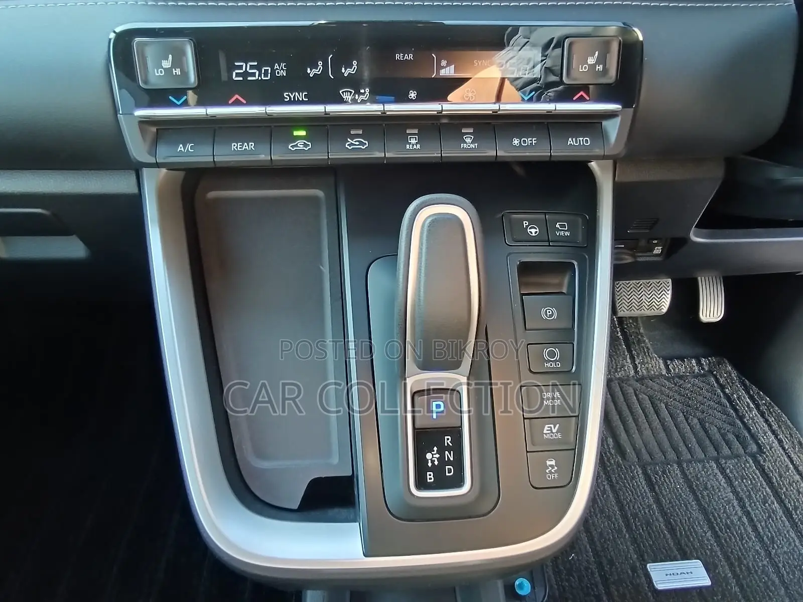 Toyota Noah S-Z, BLACK 2022