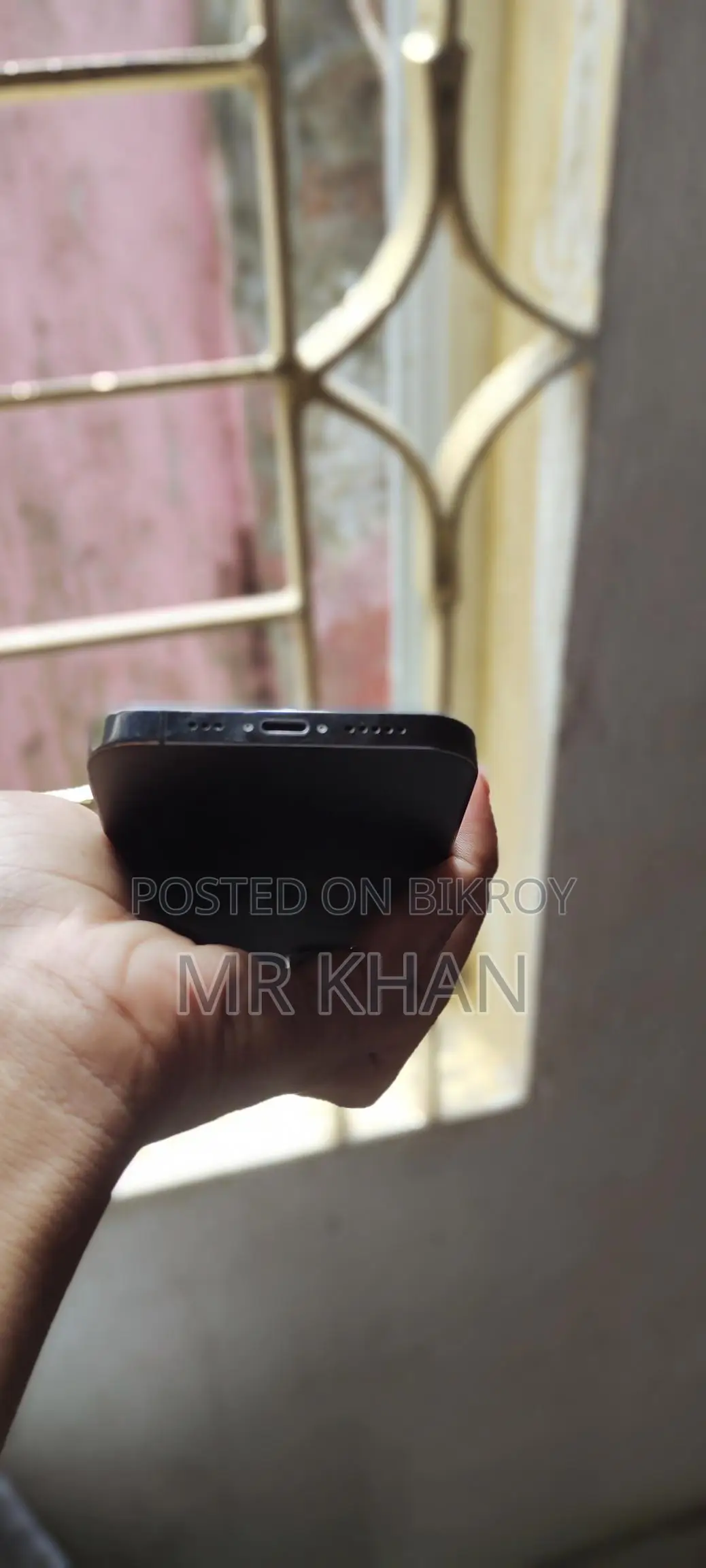 Apple iPhone 12 Pro (Used)