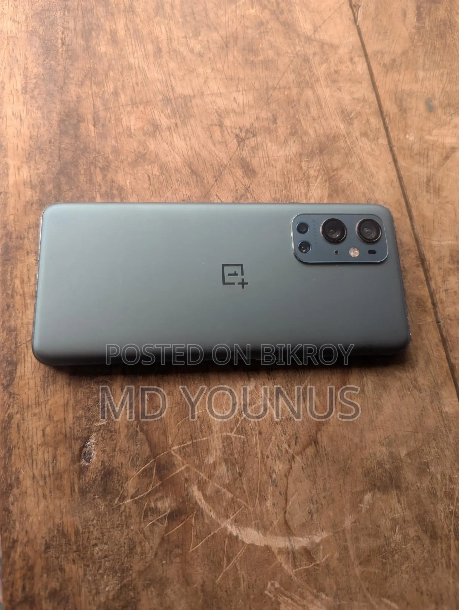 OnePlus 9 Pro . (Used)