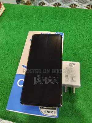 Tecno Camon 30 . (Used)