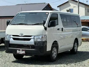Toyota Hiace DX package 2021