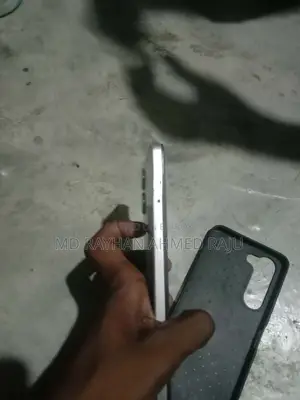 Vivo Y04 (Used)
