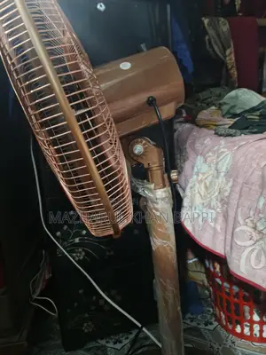 Noha 18" Fan