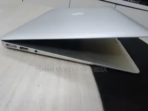 MacBook Air 2017 Core i5 Ram 8gb Ssd 256gb 5hours+++ battery back up