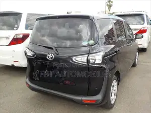 Toyota Sienta G BLACK NON HYBRID 2020