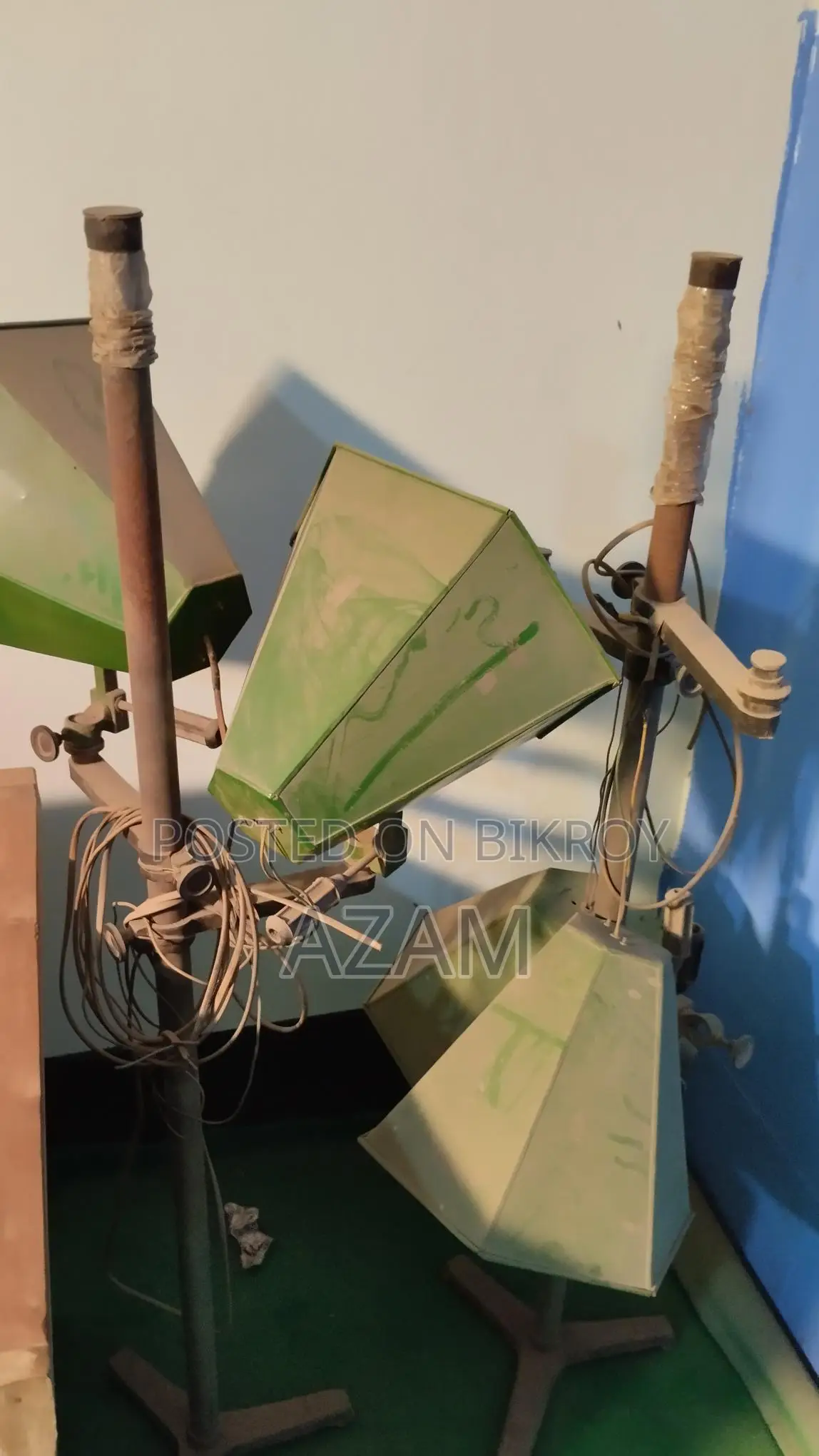 স্টুডিও লাইট স্ট্যান্ড