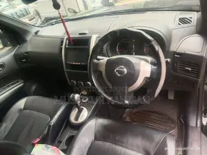 Nissan X-Trail 2010 Black