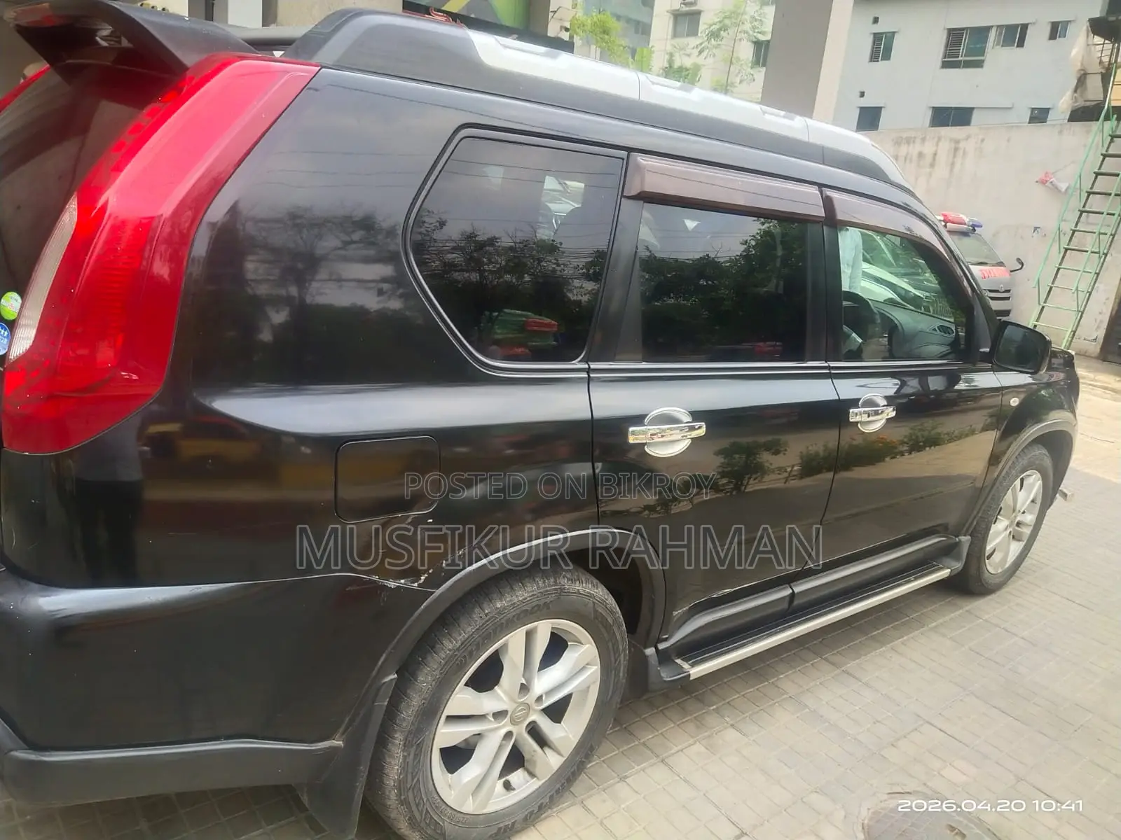 Nissan X-Trail 2010 Black