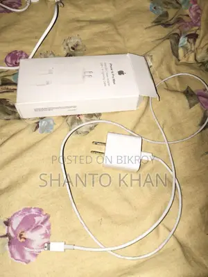 আইফোন চার্জার