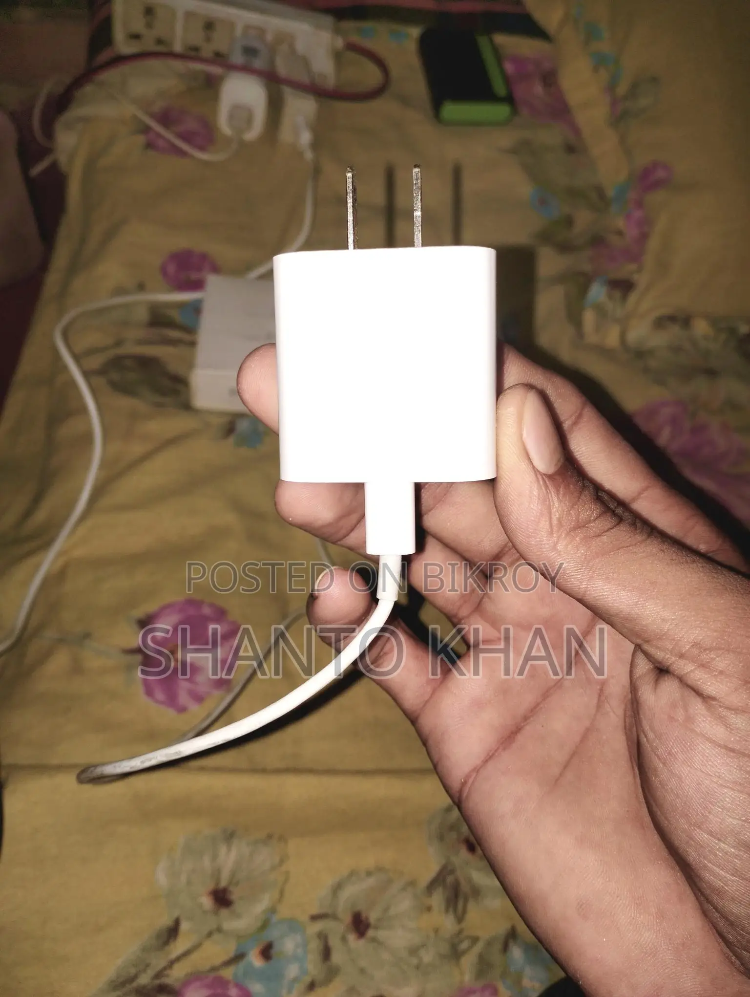 আইফোন চার্জার