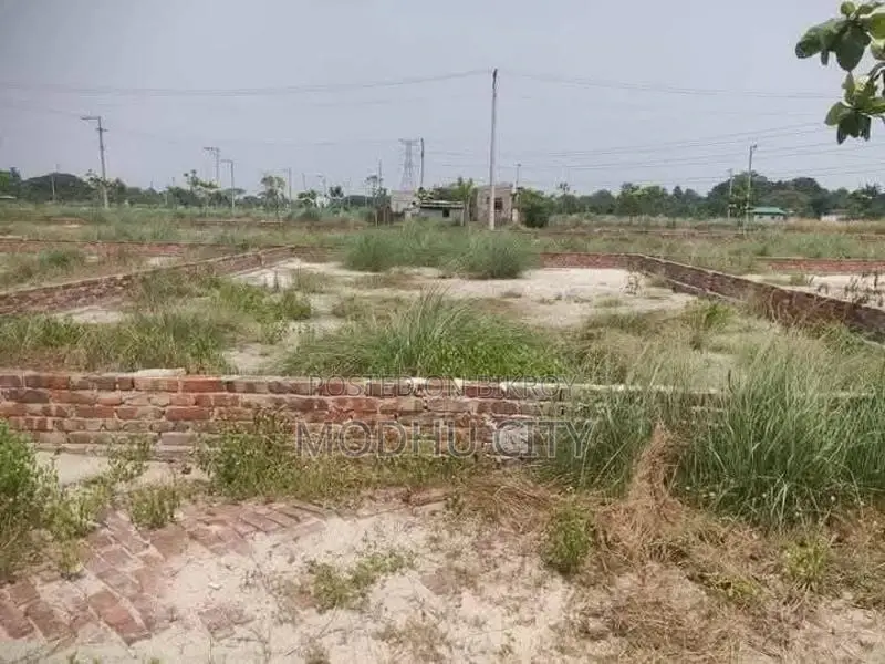 8.25 Katha Ready Plot for Sale in Modhu City.