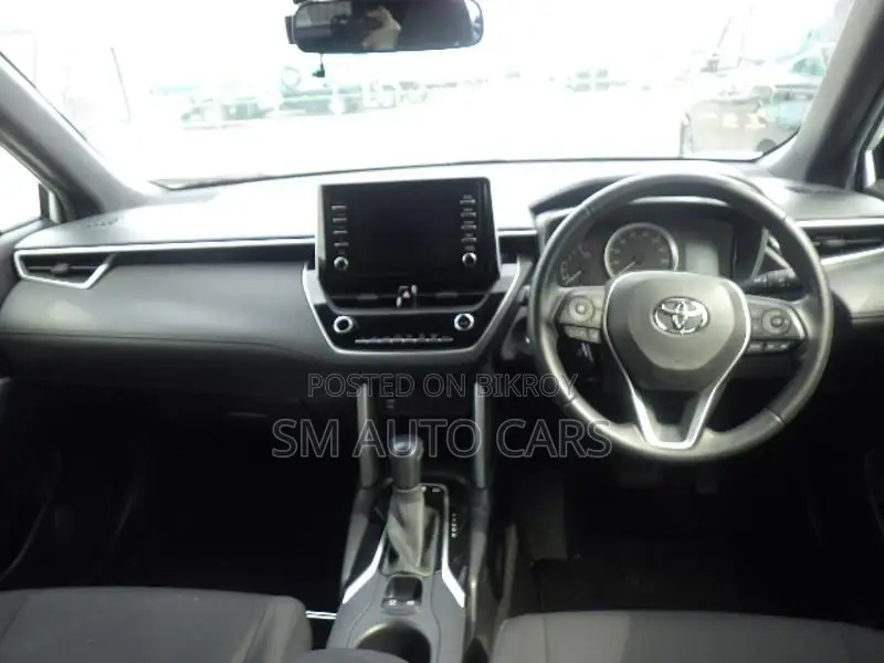 Toyota Corolla Cross G Pearl Hardtop 2021