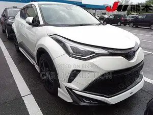 Toyota C-HR hybrid 2021