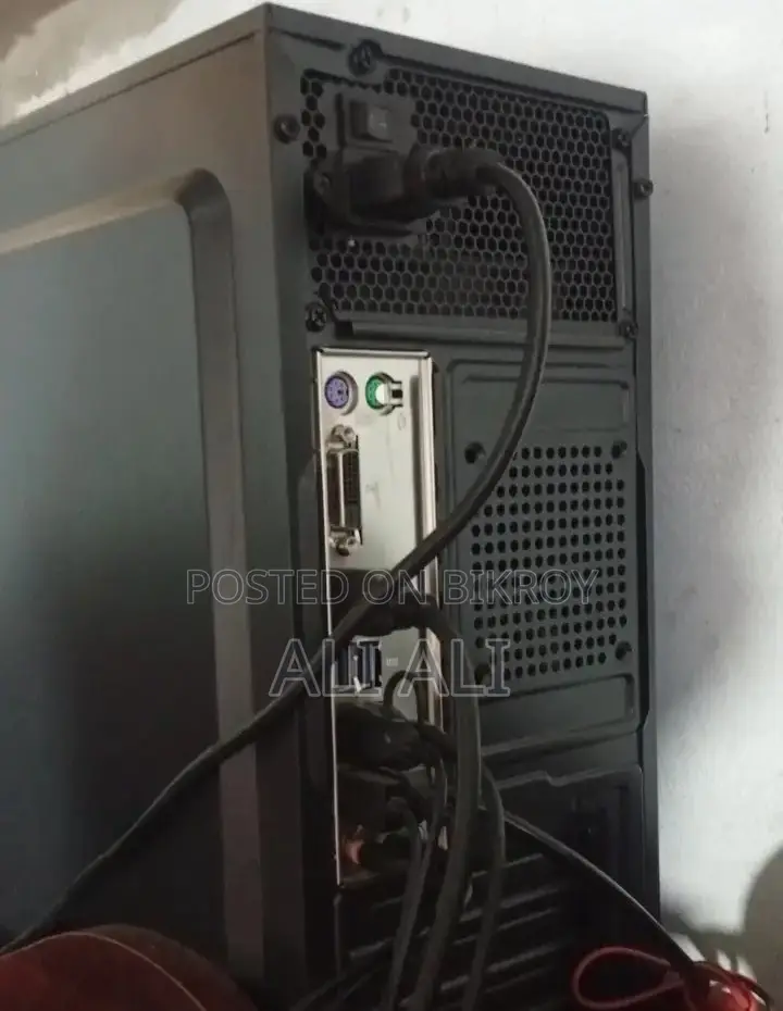 ডুয়াল কোর, ৪জিবি র‍্যাম, ৫০০জিবি এইচডিডি