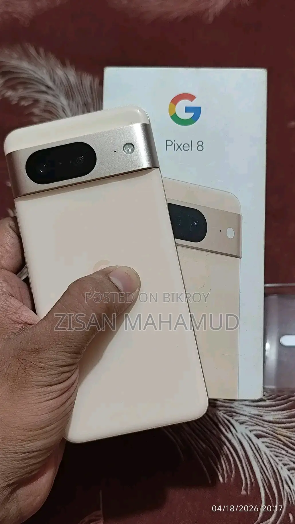 Google Pixel 8 with a minor issue (Used)