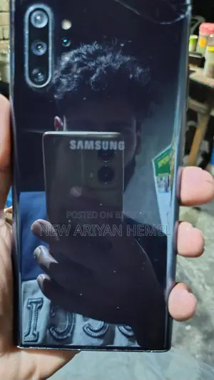 Samsung Galaxy Note 10 . (Used)