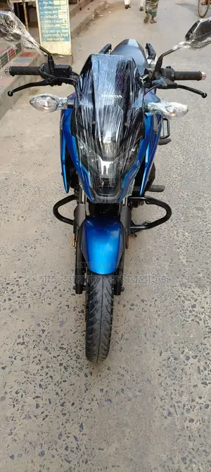 Honda X Blade Double disk ABS 2023