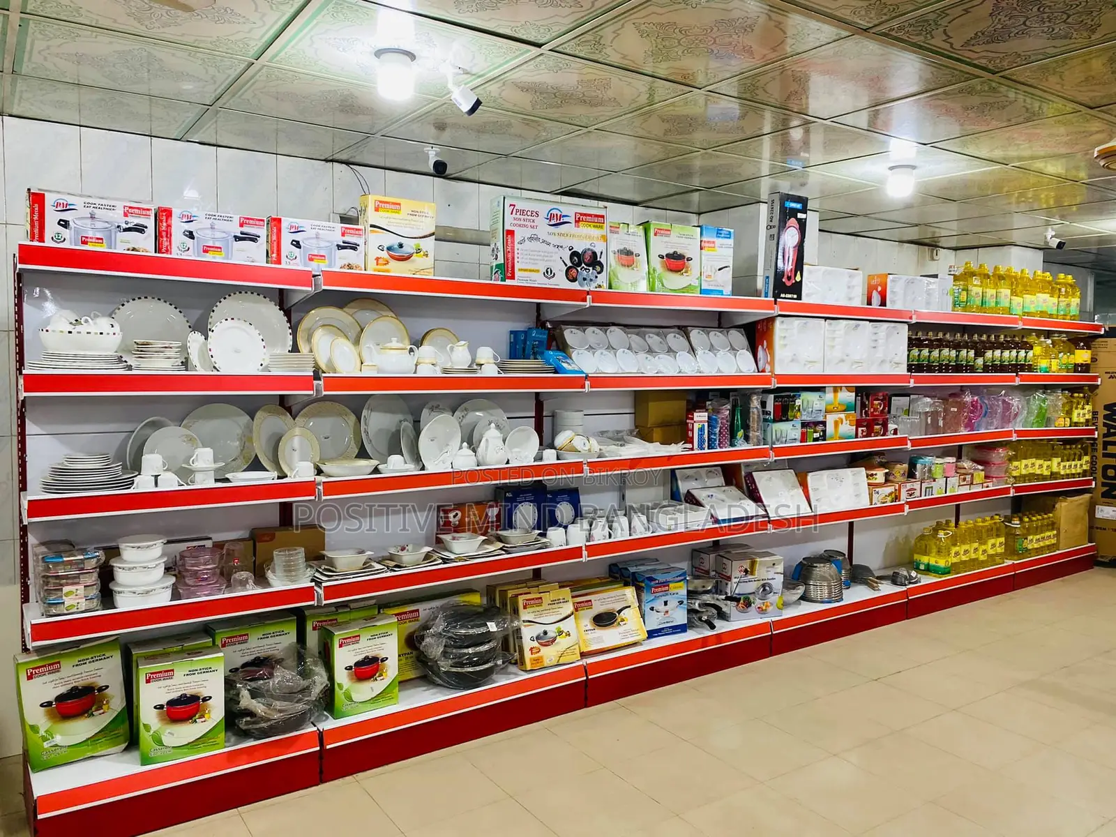 Want to decorate your shop smartly? Give your shop a new look with Gondola Racks