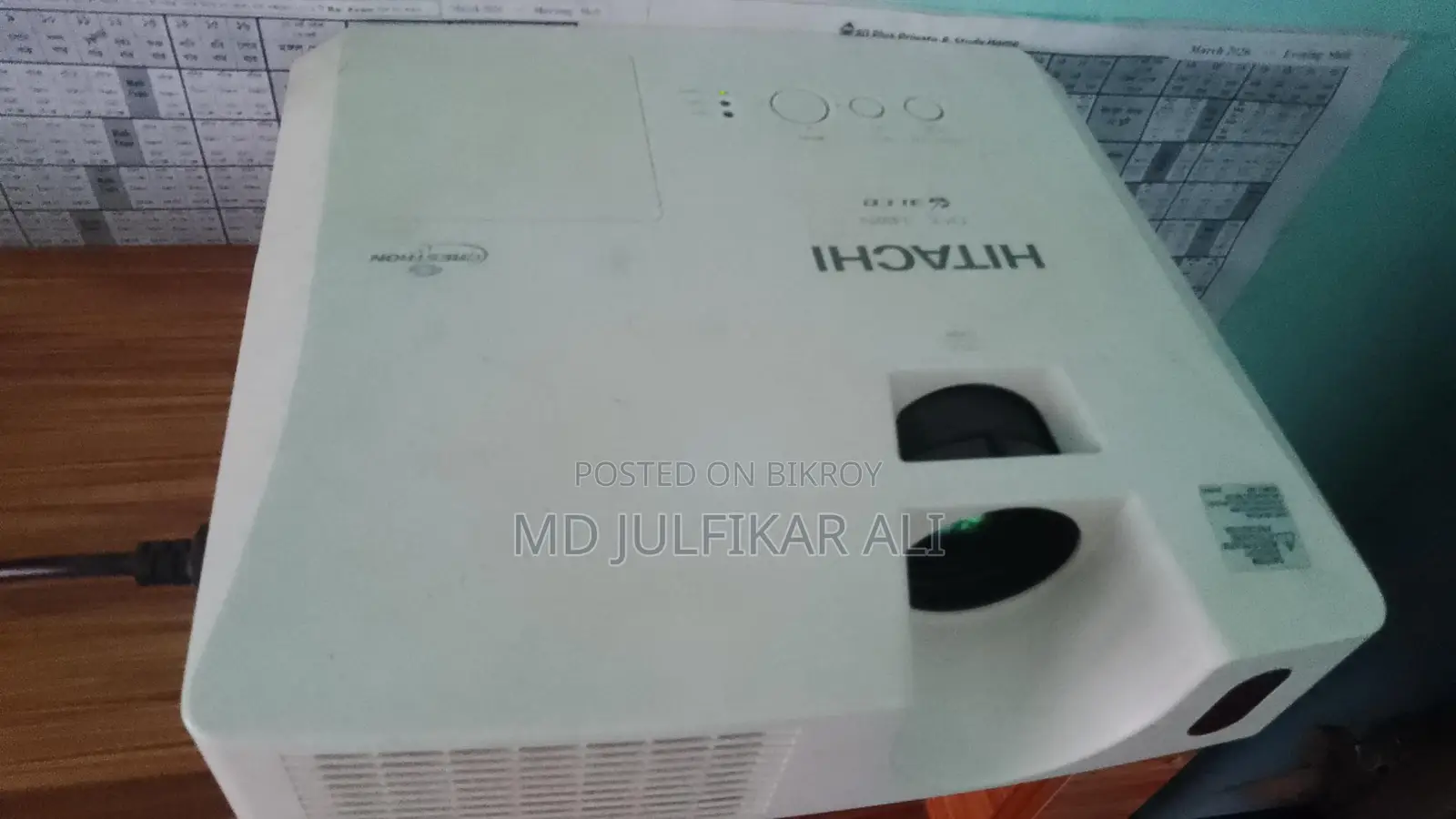 Hitachi 4000 Lumens Projector for Sale