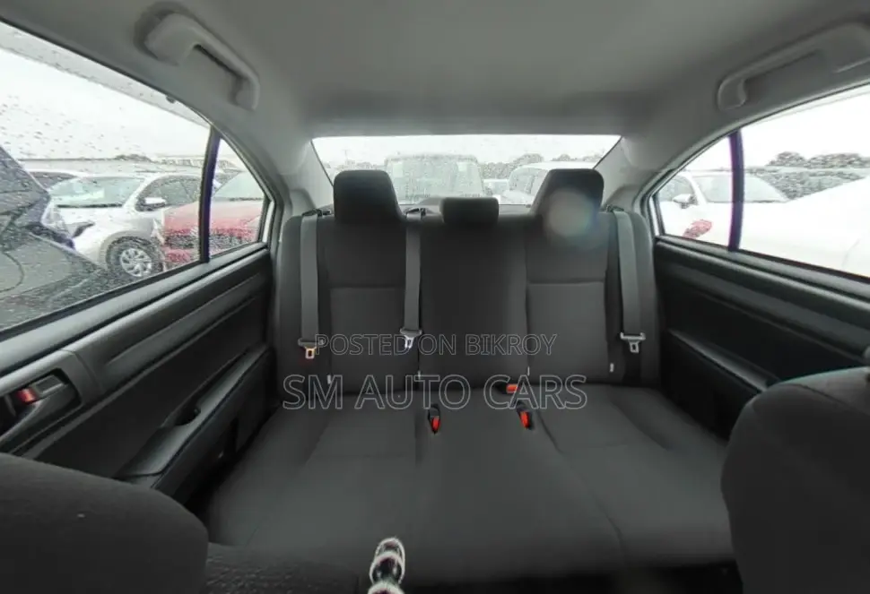 Toyota Axio Hybrid EX White 2021