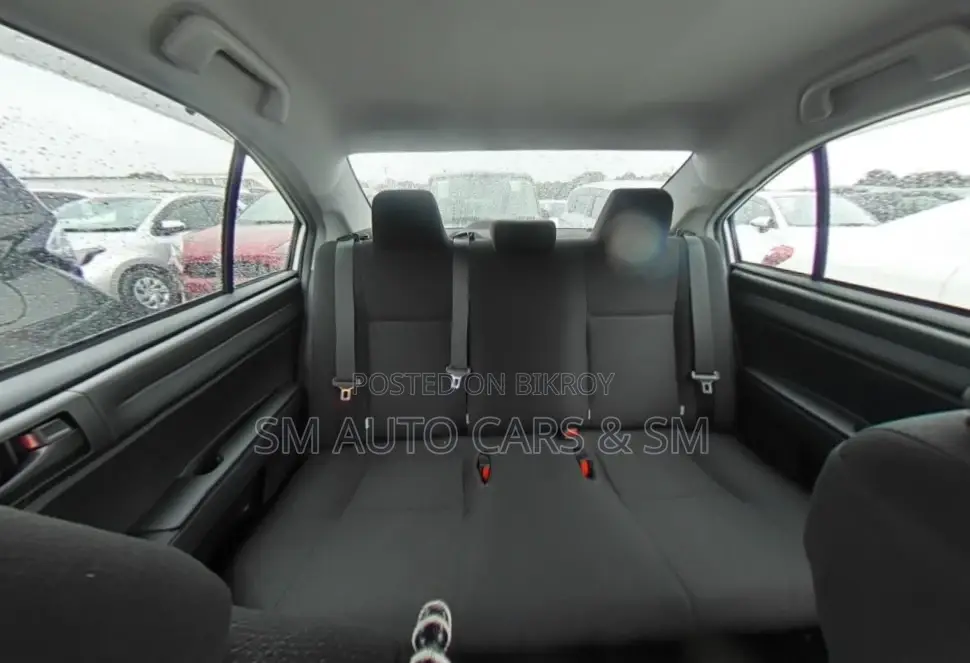 Toyota Axio Hybrid EX White 2021