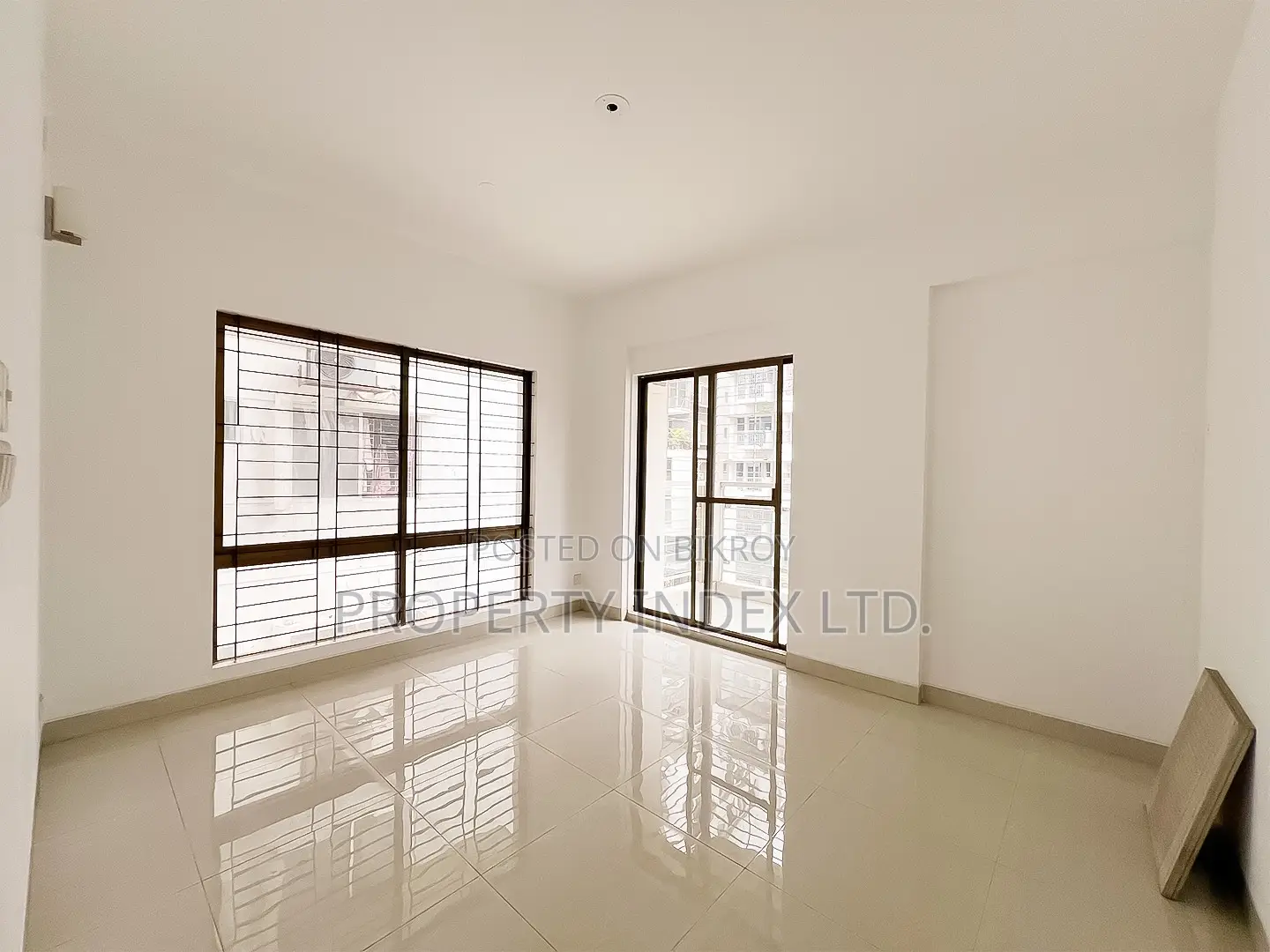 2200 sqft Ready Apartment for Sale – Bashundhara R/A D Block