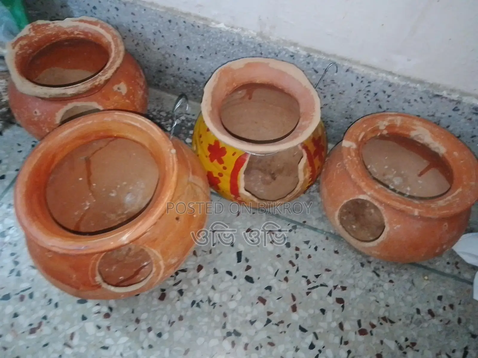 বাজরিগার হাড়ি
