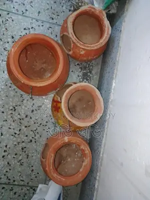 বাজরিগার হাড়ি