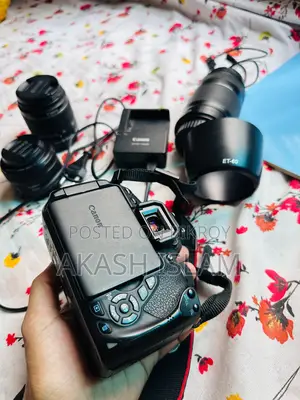 Canon 700 D
